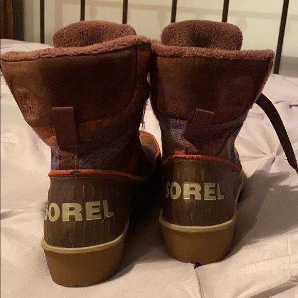 Nice Sorel boots size 5 used - Picture 3 of 4